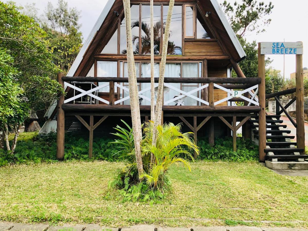 Sea Breeze Villa Onna Buitenkant foto