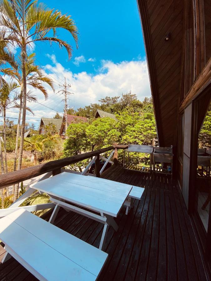 Sea Breeze Villa Onna Buitenkant foto